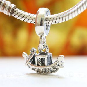 PANDORA GONDOLA PENDANT CHARM 791143CZ